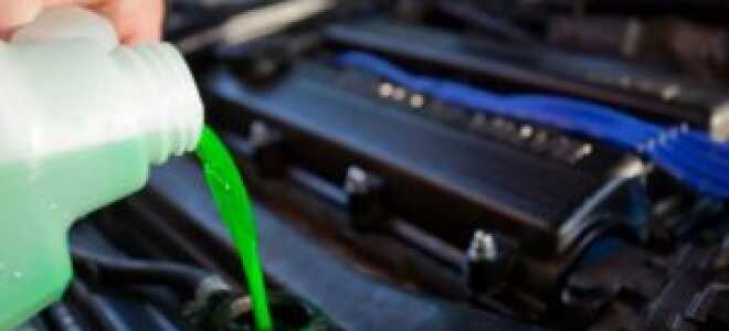 Когда нужно менять антифриз в автомобиле