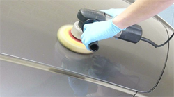 machine-polishing-car
