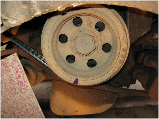 Положение шкива коленчатого вала во время ВМТ