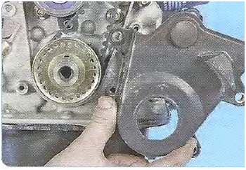 Снятие нижней части кожуха