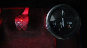 Указатель температуры двигателя